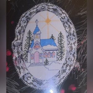 KIT Lace-Trimmed Holiday Church Ornament CROSS STITCH 1995 Vintage DIY CRAFT new